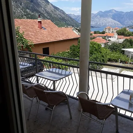 Guest House Sandra Kotor Exterior photo