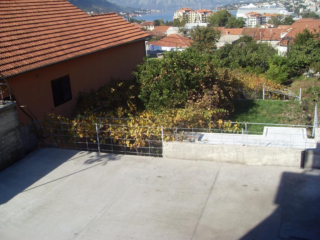 Sandra Guest house *