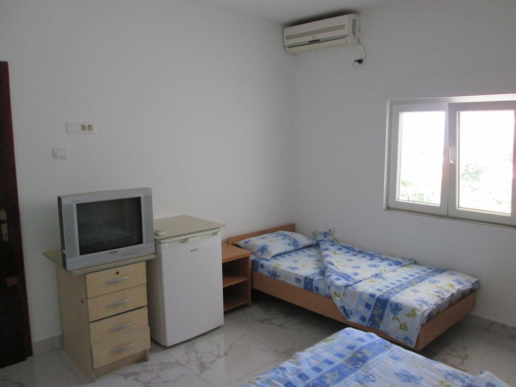 Sandra Guest house