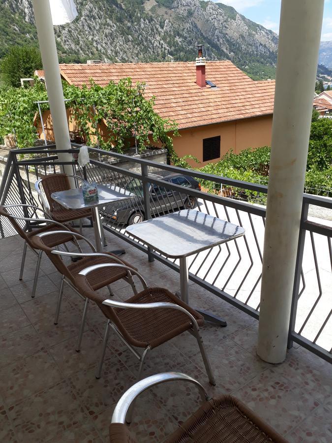 Sandra Guest house *